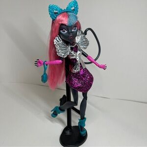 Monster High Catty Noir Boo York City Schemes Near Complete Mattel Doll Tail